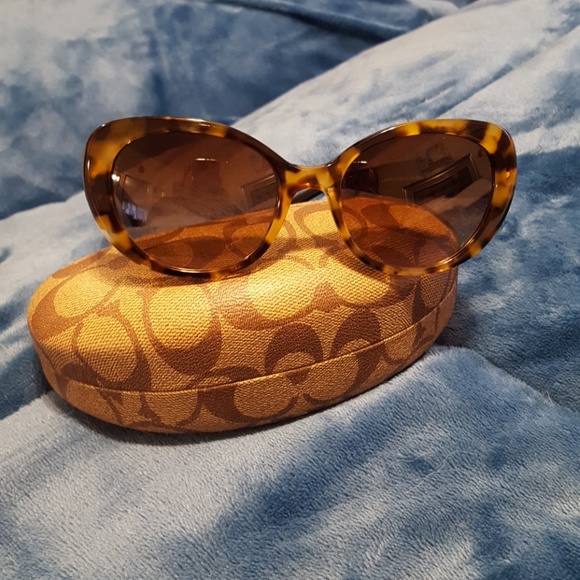 Sunglasses - Picture 1 of 3